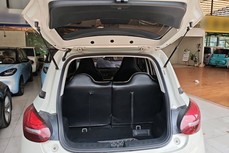 Used Wuling Bingo 2023 203km Light Edition Trunk