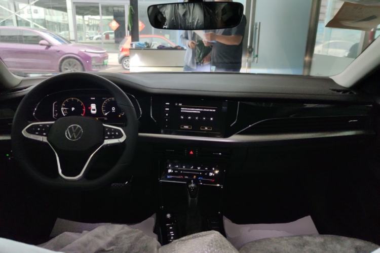 Used Volkswagen Passat 2026 Model, Outstanding 380TSI Xingkong Longteng Edition
