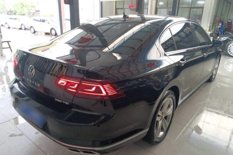 Used Volkswagen Magotan 2023 2 Million Units Limited-Edition 280TSI DSG Comfort Version Rear Right 45 Deg