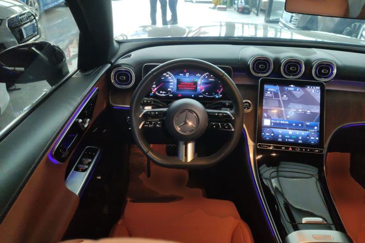 Used Mercedes-Benz GLC 2024 GLC 300 L 4MATIC Dynamic Edition 5-seater Steering Wheel