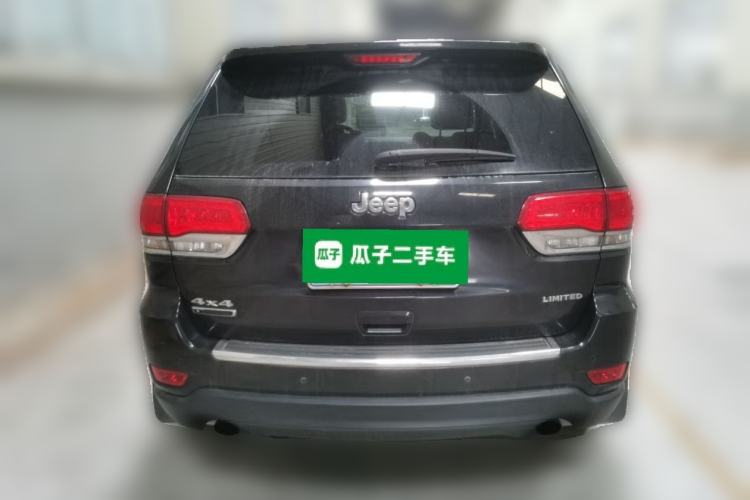 Used Jeep Grand Cherokee 2014 3.0TD Diesel Comfort Navigation Version Rear