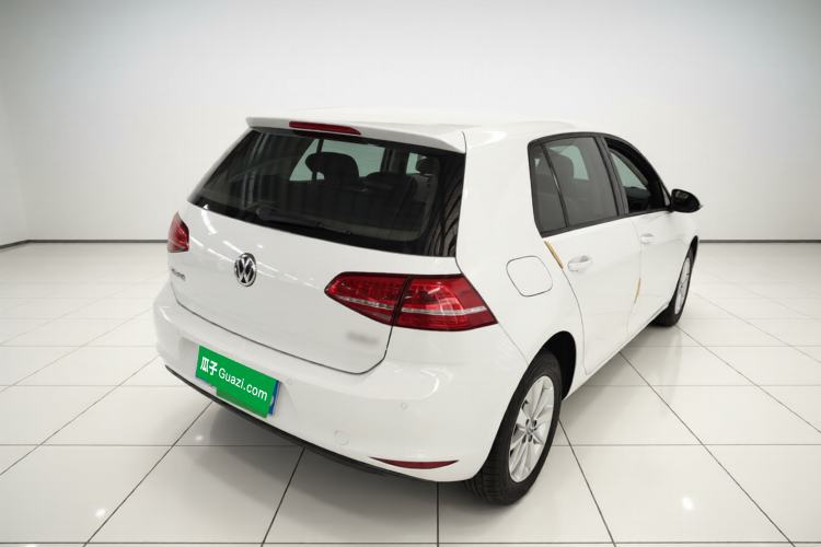Used Volkswagen Golf 2016 1.6L Automatic Fashion Model
