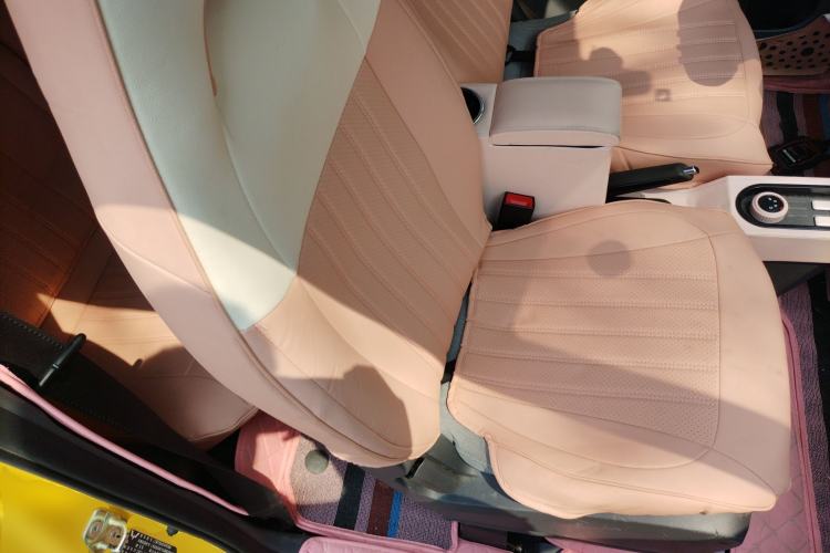 Used Wuling Hongguang MINIEV 2021 Macaron Premium Model – Lithium Iron Phosphate Right Front Seat