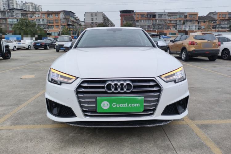 Used Audi A4L 2019 40 TFSI Fashion Edition China VI Emission Standard