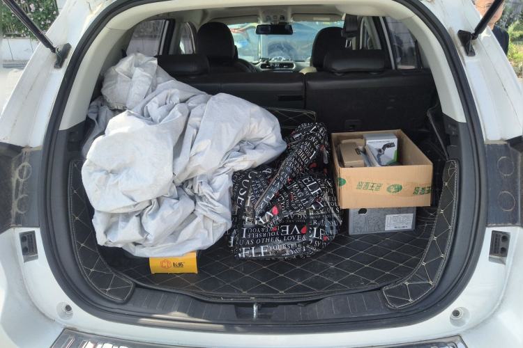 Used Haval H2 2018 Red-Label 1.5T Manual Two-Wheel Drive Elite Model Trunk