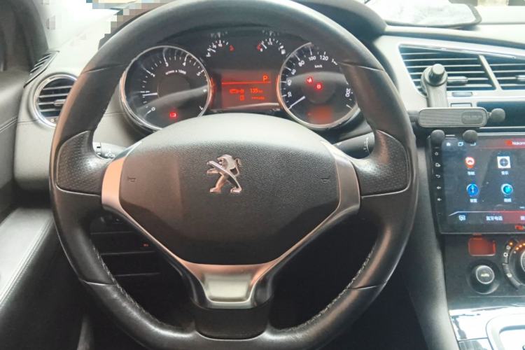 Used Peugeot 3008 2013 2.0L Automatic Trend Edition Steering Wheel