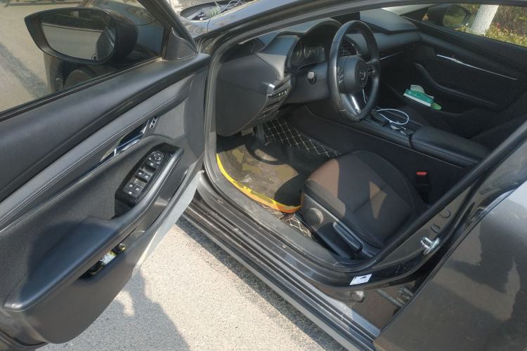 Used Mazda Mazda 3 Axela 2020 2.0L Automatic ZhiXuan Edition