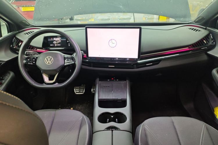 Used Volkswagen ID.UNYX 2024 Pro Long-Range Version Center Console