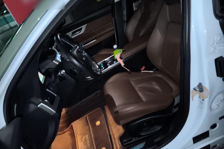 Used Jaguar XFL 2018 XFL 2.0T 250 PS Premium Edition
