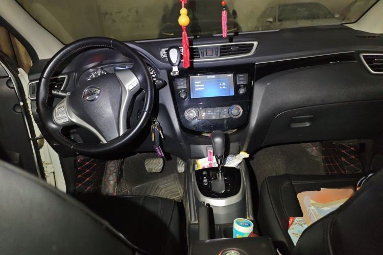 Used Nissan Qashqai 2017 2.0L CVT Smart Enjoyment Version China V Standard Center Console