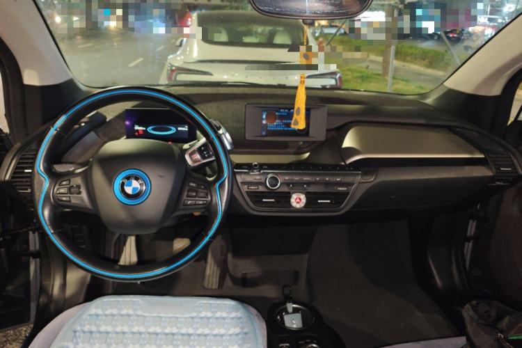 Used BMW i3 2015 Fashion Model Center Console