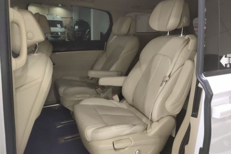 Used Buick GL8 2022 ES Landtrek 653T Luxury Edition
