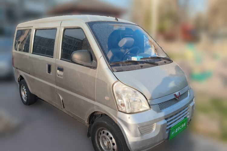 Used Wuling Rongguang 2011 1.2L Base Version
