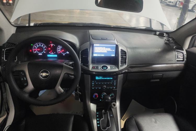 Used Chevrolet Captiva 2014 2.4L Two-Wheel Drive Urban Version 7 Seats
