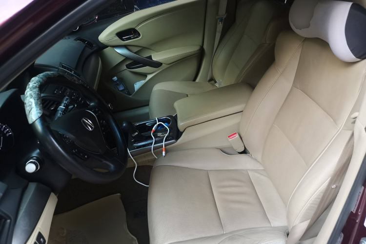 Used Acura RDX 2013 3.5L Four-Wheel Drive Luxury Edition