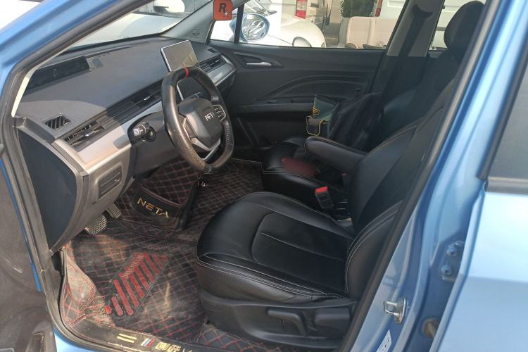 Used NETA V 2022 Standard Range Industry Custom Edition Left Front Seat