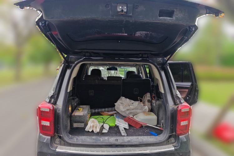 Used GAC Trumpchi GS8 2017 320T Two-Wheel Drive Luxury Smart Connectivity Version (7 Seats) Trunk