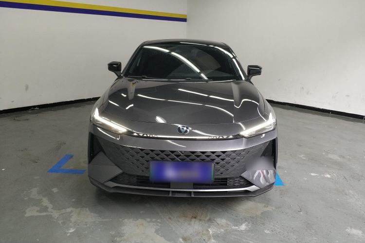 Used Changan UNI-V iDD 2024 Blue Whale Smart Electric iDD 136km Luxury Model