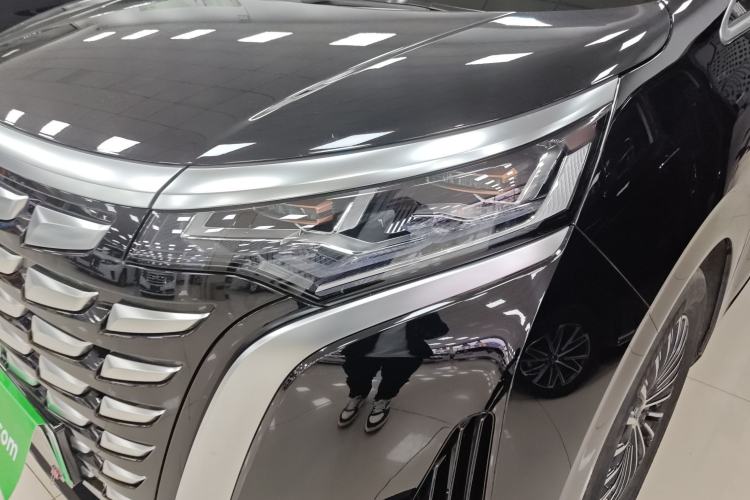 Used Denza D9 2022 DM-i 970 Four-Wheel Drive Prestige Model