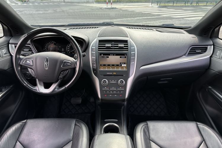 Used Lincoln MKC 2017 2.0T Two-Wheel Drive Deluxe Edition
