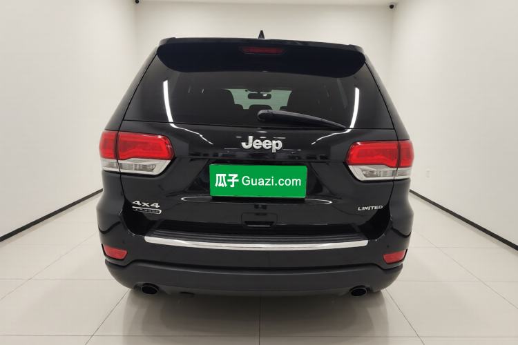 Used Jeep Grand Cherokee 2014 3.0TD Diesel Comfort Navigation Version Exterior 4