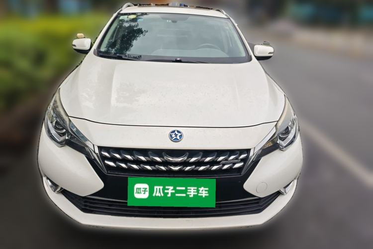 Used Venucia T90 2017 2.0L CVT Smart Edition
