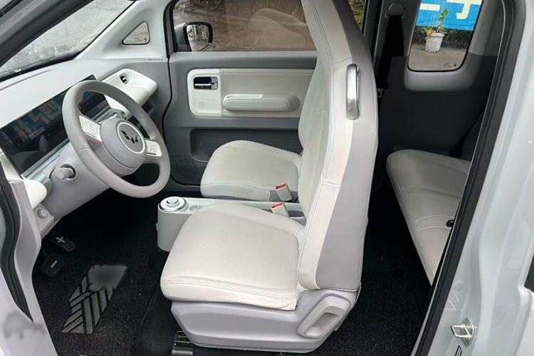 Used Wuling Air ev 2023 - Four Seats - Advanced Edition