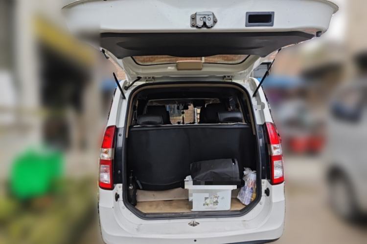 Used Wuling Hongguang 2014 1.2L Standard Model China IV
