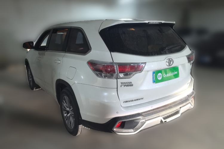 Used Toyota Highlander 2015 3.5L 4x4 Elite Edition 7-Seater Rear Left 45 Deg