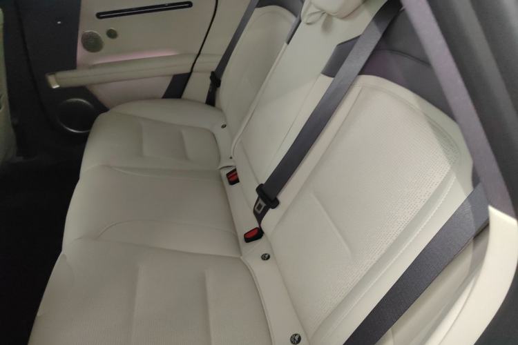 Used Avatr 06 2025 Max All-Electric Version