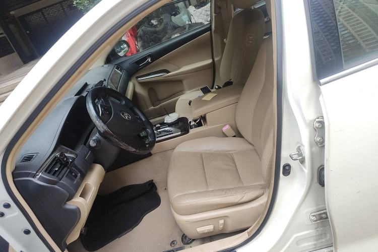 Used Toyota Camry 2012 Luxurious Edition 2.5HG Zunrui
