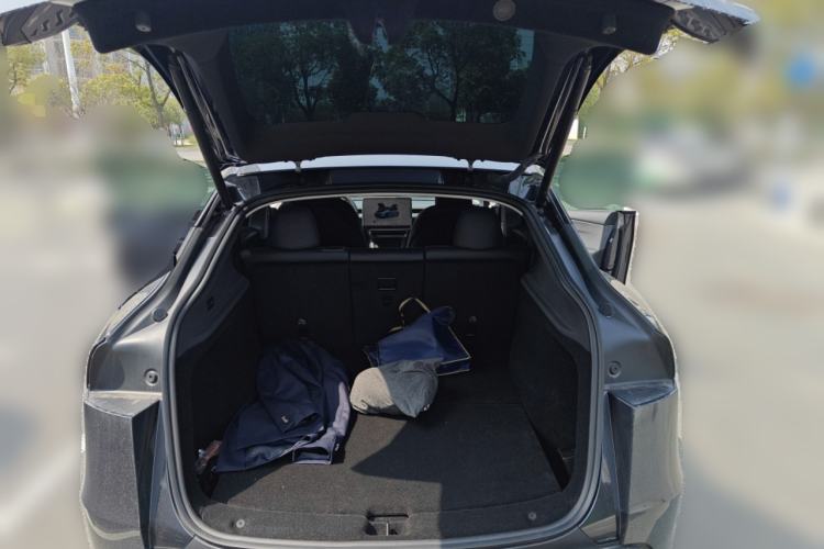 Used Tesla Model Y 2025 Rear-Wheel Drive First Edition