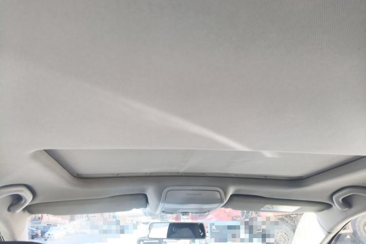 Used Volkswagen Sagitar 2015 230TSI Manual Comfort Version Headliner