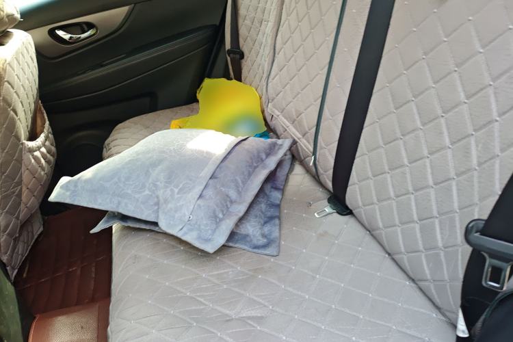 Used Nissan X-Trail 2015 2.0L CVT Comfort MAX Edition 2WD Left Rear Seat