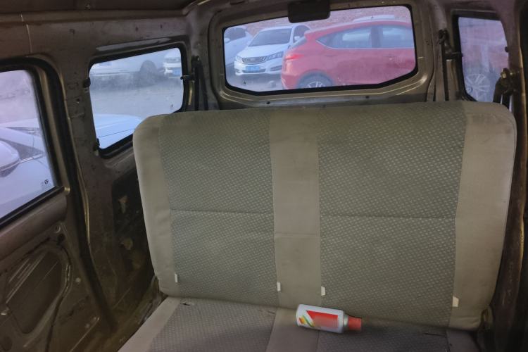 Used BAIC Weiwang 306 2011 1.3L base model 7 seats Left Rear Seat