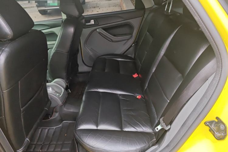 Used Ford Focus 2013 Hatchback Classic 1.8L Automatic Base Model
