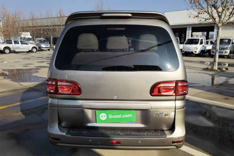 Used FORTHING Lingzhi 2018 M5L 1.6L 9-Seater Comfort Model
