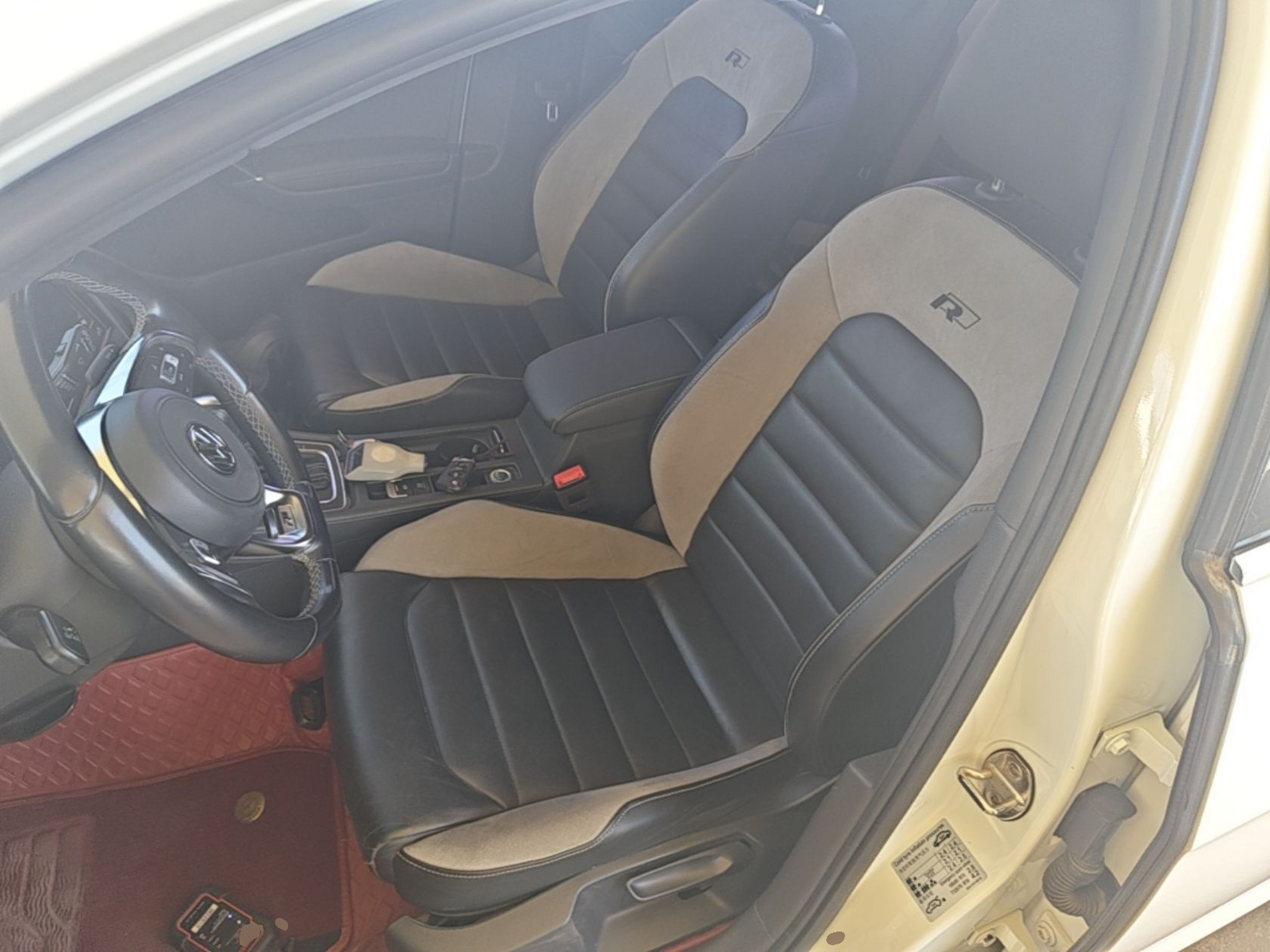 Interior delantero