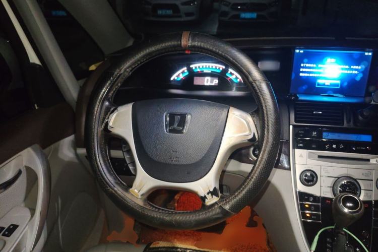 Used Luxgen Great 7 MPV 2016 2.0T Luxury Model
