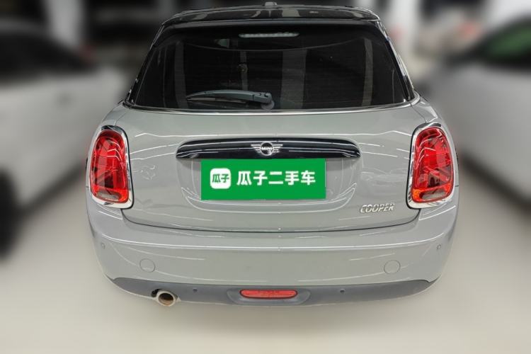 Used MINI 2021 1.5T COOPER Artist Five-Door Edition Rear