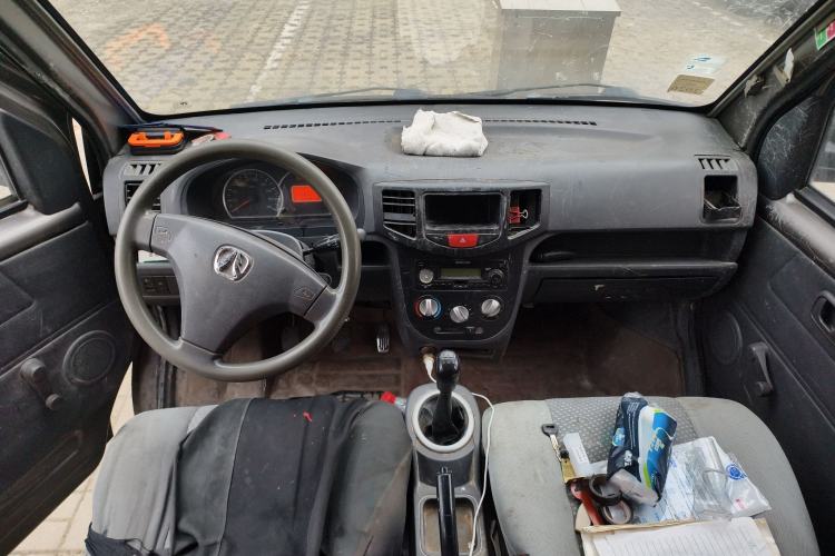 Used BAIC Weiwang 306 2014 1.2L Value Edition Van Basic Type 5 Seats A12 China IV Emission Standard
