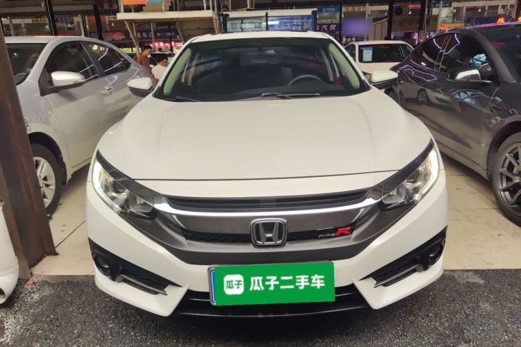 Used Honda Civic 2016 220TURBO CVT Luxury Edition
