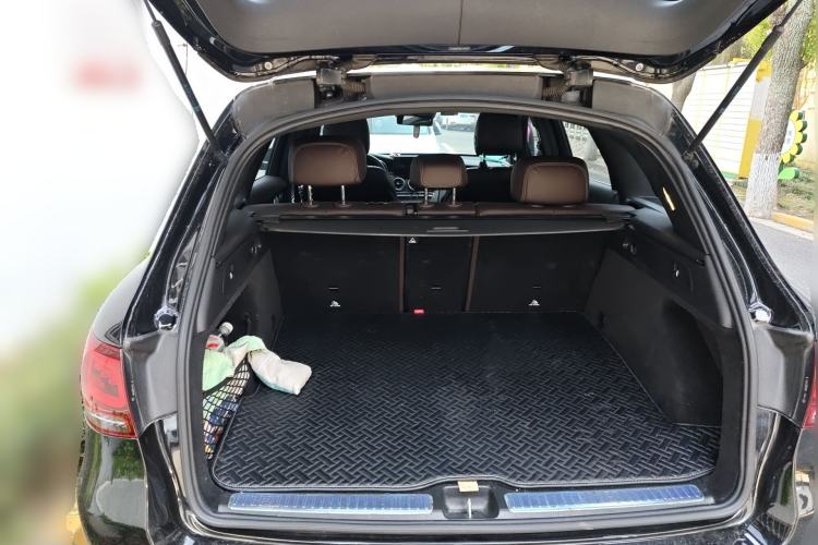 Used Mercedes-Benz GLC 2020 Facelifted GLC 300 L 4MATIC Luxury Edition Trunk