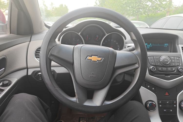 Used Chevrolet Cruze 2013 1.6L SE MT

