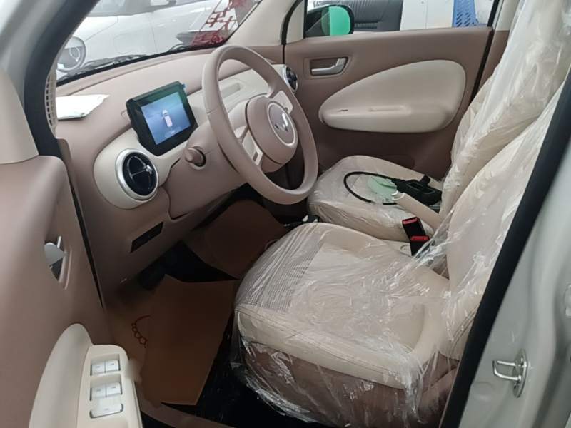 Used Wuling Hongguang MINIEV 2025 Four-Door Version Advanced Edition — 14