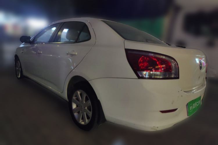 Used Baojun 630 2012 1.5L DVVT automatic comfort version
