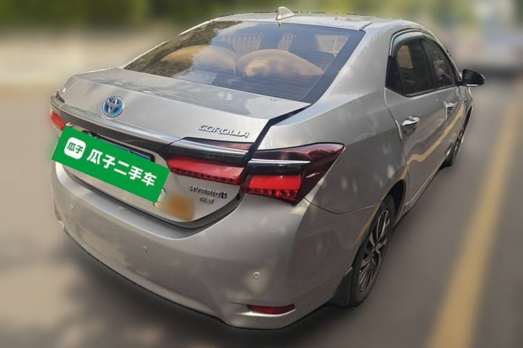 Used Toyota Corolla 2016 Dual-Engine 1.8L E-CVT Elite Edition
