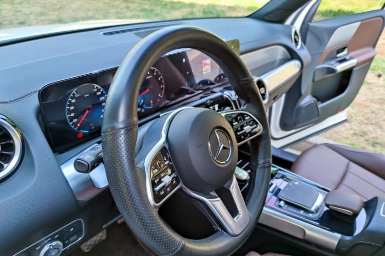 Used Mercedes-Benz GLB 2023 Refreshed GLB 200 Dynamic Edition Interior 2