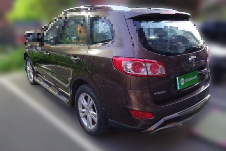 Used Hyundai Santa Fe Classic 2010 2.4 Luxury Edition 7-Seater Four-Wheel Drive
