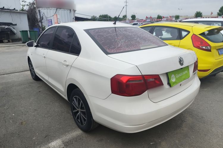 Used Volkswagen Jetta 2015 1.6L Manual Fashion Edition